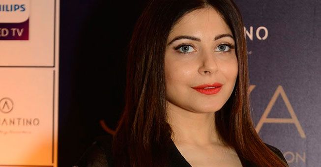 Babydoll Singer Kanika Kapoor Opens Up About Being Miserable In Her Marriage
