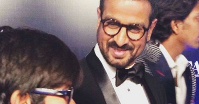 Photo Alert: Ronit Roy &#038; His 8 Year Old Son Suited Up For TOIFA!