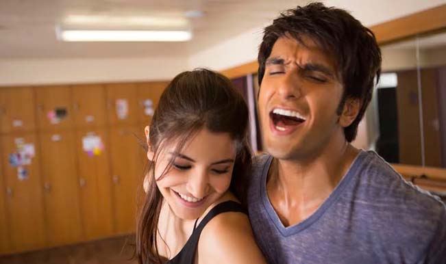 Aww! Ranveer Singh & Anushka Sharma’s Twitter Chat Is As Chill As They Are!