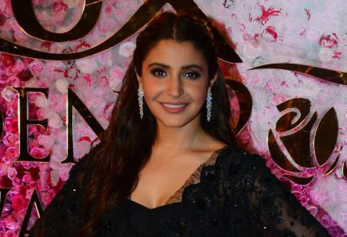 Anushka Sharma Dazzles On The Lux Golden Rose Awards Red Carpet