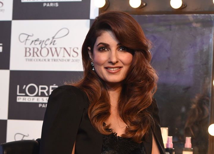 Twinkle Khanna Looks Incredibly Chic In This All Black Ensemble