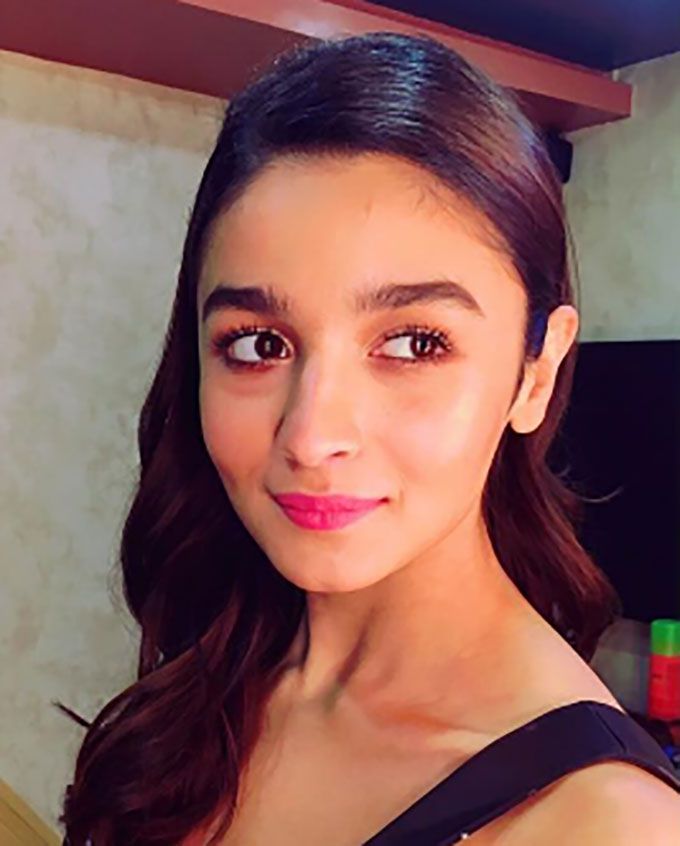 Alia Bhatt Just Put An Unexpectedly Chic Twist To This Evergreen Stapel
