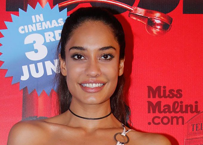 Lisa Haydon Outfit Proves That She’s A Star!