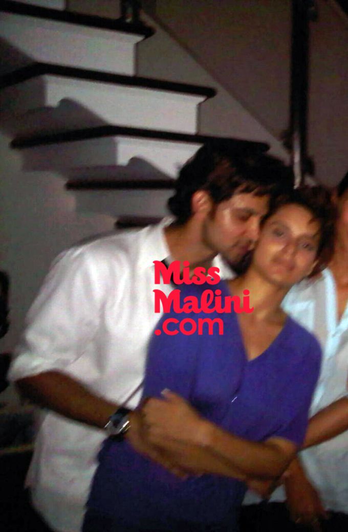 Exclusive: Leaked Image Appears To Show Hrithik Roshan Embracing Kangana Ranaut