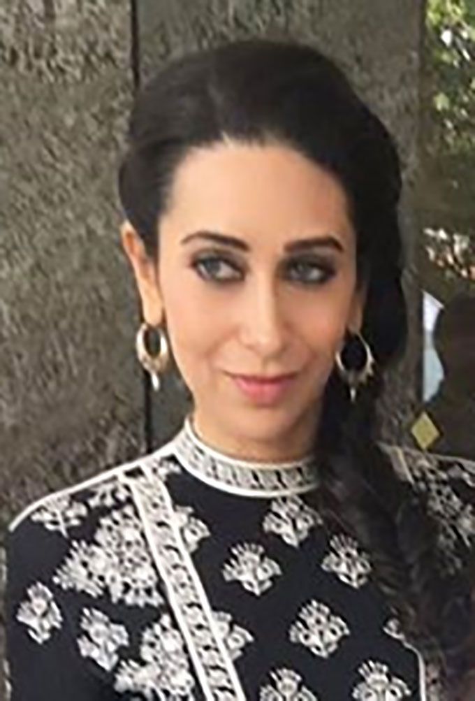 Karisma Kapoor Gives Us Monochrome Goals In This Maxi Dress!