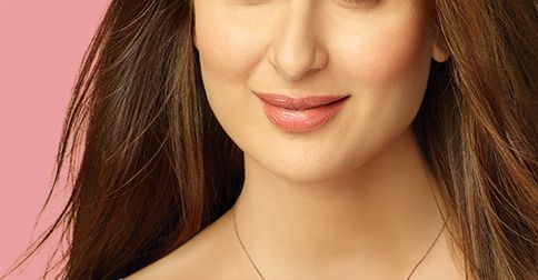 Loving Kareena Kapoor Khan’s Glow In This New Campaign Shoot For PregaNews