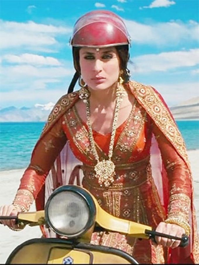 5 Killer Bollywood Scenes With Women Riding Their Scooters!