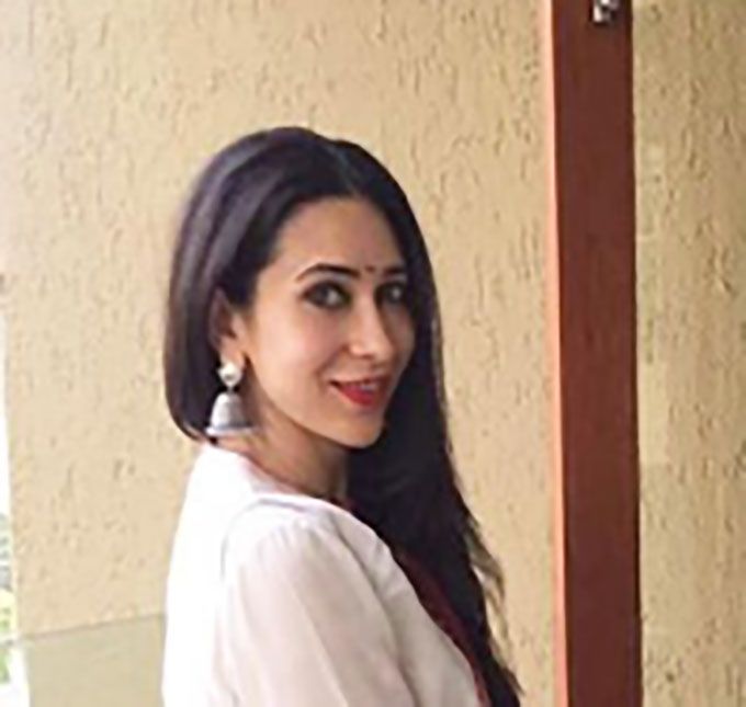Karisma Kapoor’s Desi Style Is Simply Perfect For The Festivities!