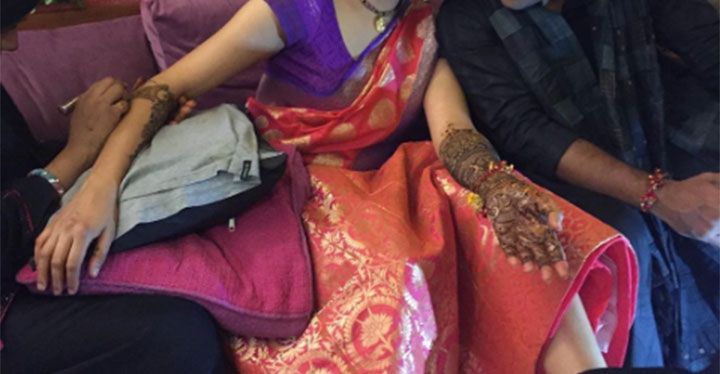 PHOTOS: This TV Actress’ Mehendi Was An Intimate Affair