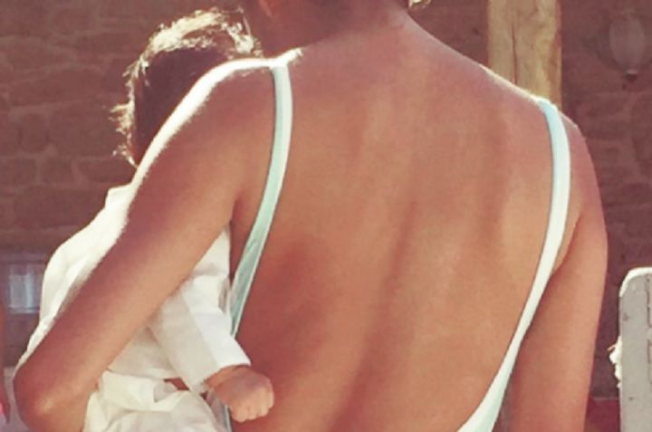 7 Post-Delivery Photos Of Lisa Haydon That Prove Motherhood Suits Her