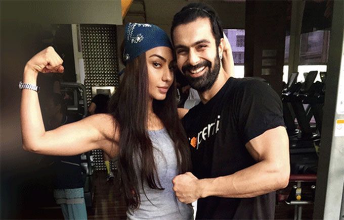 Wow! Ashmit Patel &#038; Mahek Chahal Will Be Spending Their Summer In Europe!