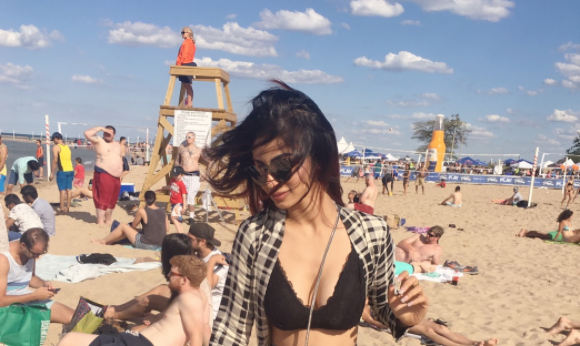 Mouni Roy Looks Super Sexy In Her Holiday Photos