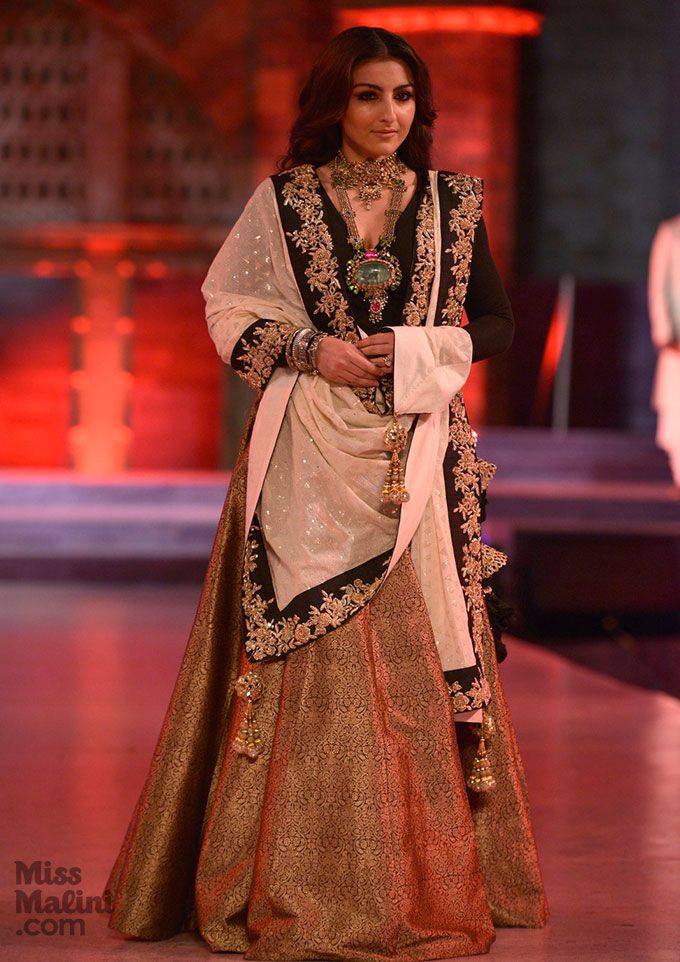 Soha Ali Khan | Vikram Phadnis | Make In Maharashtra Bridal Couture