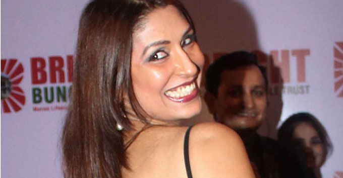 Ouch! Pooja Misrra Has Been Banned By Her Family’s Society!