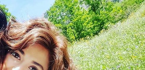 This Bollywood Singer Is Chilling In Switzerland And Her Travel Photos Are BEAUTIFUL!
