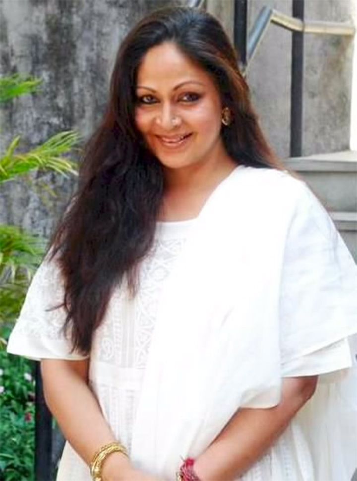 Rati Agnihotri And Her Husband Have Been Booked For Theft