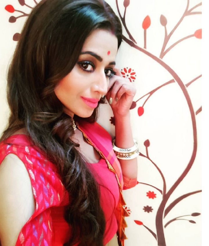 Some Men Just Can’t Get Over Words Like ‘Cleavage’, ‘Breasts’, `Panty’ And `Condom’ – Ridheema Tiwari