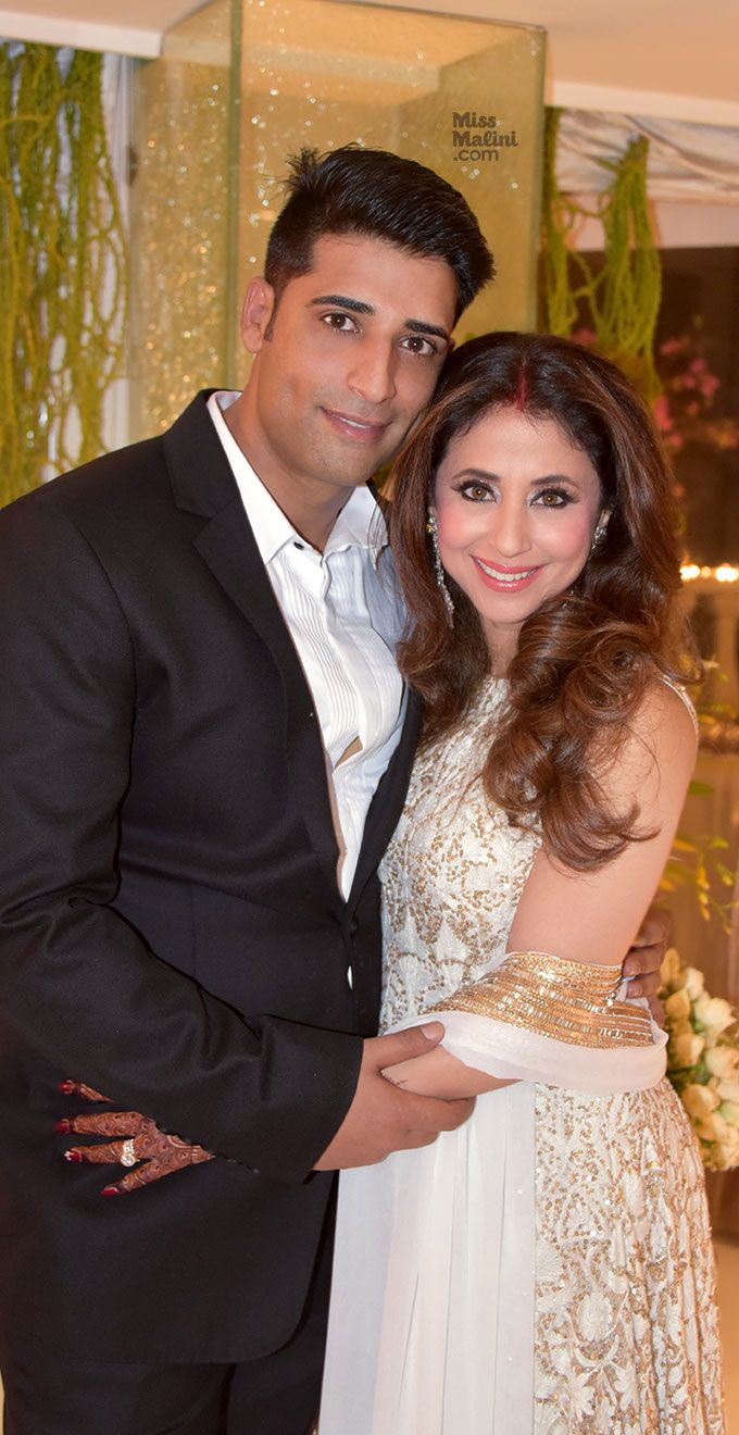 More Photos! Urmila Matondkar &#038; Mohsin Akhtar Mir At Their Wedding Reception