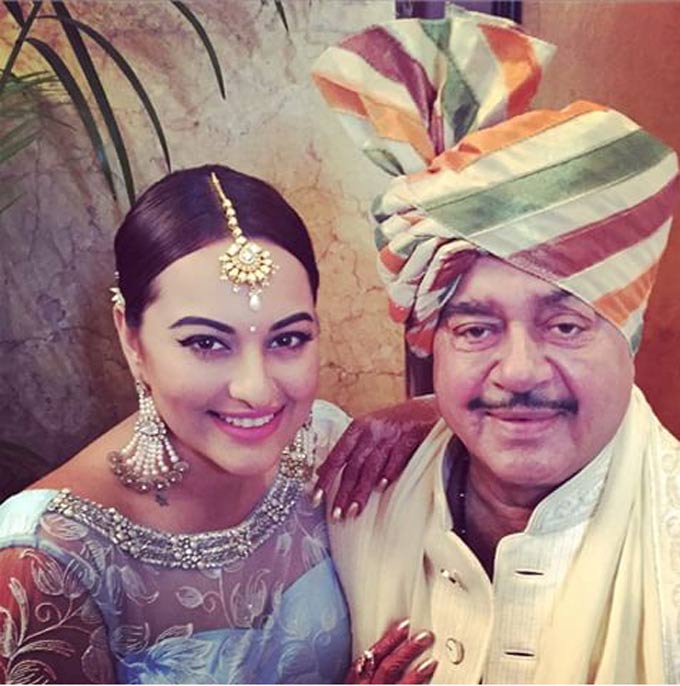 7 Times Sonakshi Sinha Proved She Is Actually Daddy’s Little Girl