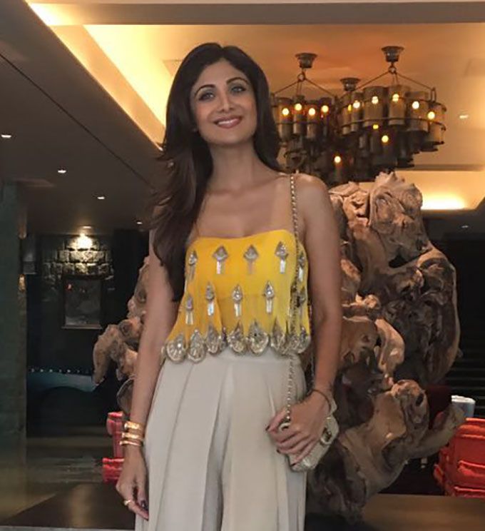 Shilpa Shetty Kundra’s Outfit Is Sunny & Glamorous All At The Same Time!