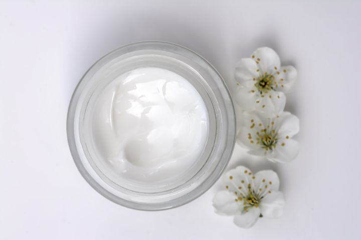 5 Budget-Friendly Moisturisers For Under Rs 1000