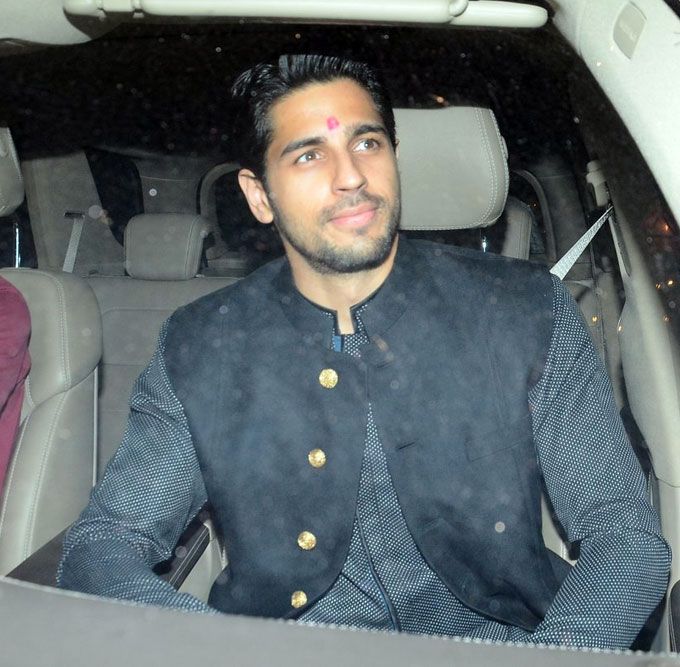 Sidharth Malhotra’s Fans Go All Out On His Birthday!