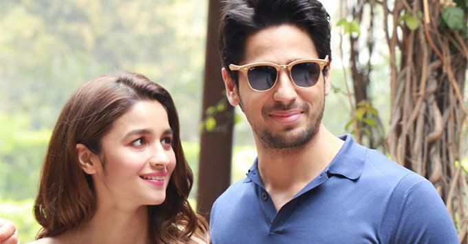 Aww! Alia Bhatt &#038; Sidharth Malhotra Spent Some Quality Time With Each Other’s Families