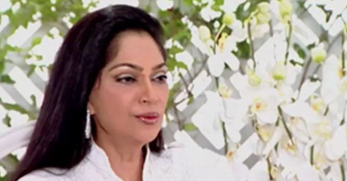 WATCH: Simi Garewal Just Released A Trailer Of Her 2019 Show In 2016