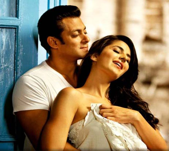 VIDEO: Aww! Look At Salman Khan & Katrina Kaif Play With Arpita Khan’s Baby Ahil!