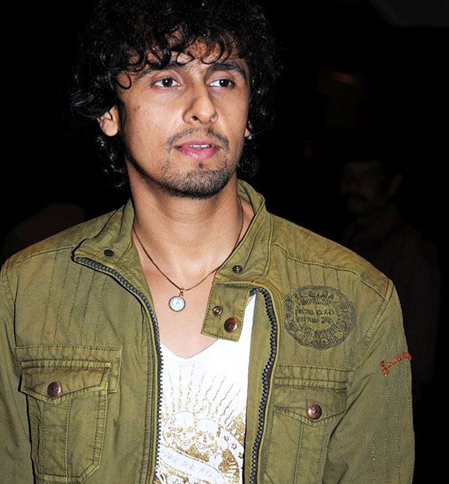 Sonu Nigam Openly Challenges The Maulvi Who Threatened Him