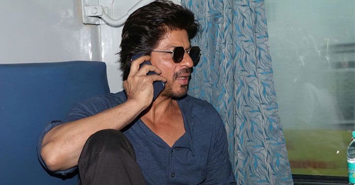 A Local Politician Died In A Rush To See Shah Rukh Khan In Vadodara