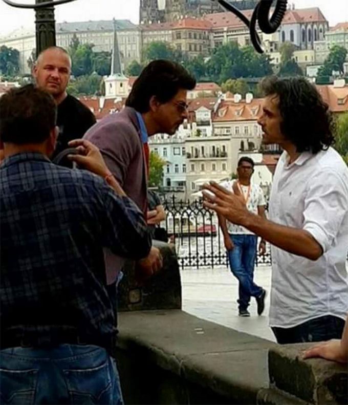 Leaked Photo: Shah Rukh Khan Shooting For Imtiaz Ali’s Film In Prague