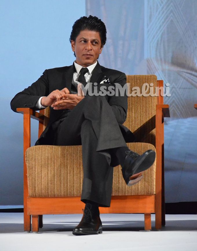 Shah Rukh Khan Finally Gives A Comment On The Salman Khan Rape Remark