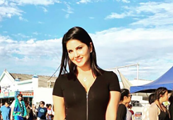 Sunny Leone’s Outfit Is Too Fierce For A Sunny Day!