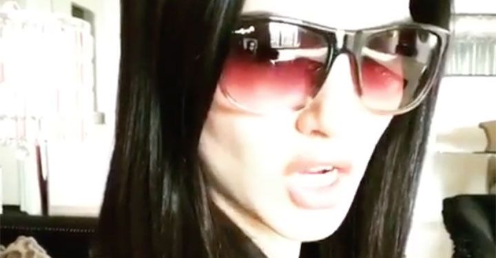 VIDEO: Sunny Leone Looks Too Cute As She Mimics Shah Rukh Khan’s Dialogues