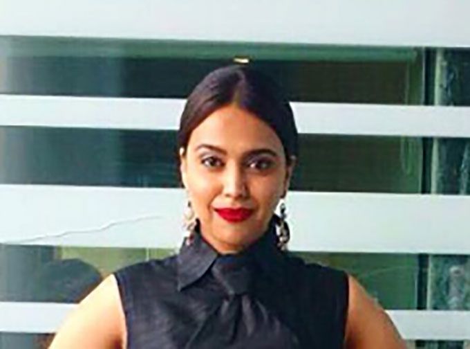 Swara Bhaskar’s TBT Outfit Is Too Cool To Compete With!