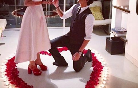 This Bollywood Celeb Proposed To His Girlfriend In The Sweetest Way Possible