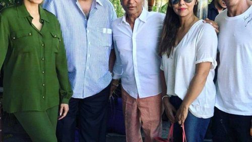 Photos: Shah Rukh &#038; Gauri Khan Chilling With Sridevi &#038; Boney Kapoor
