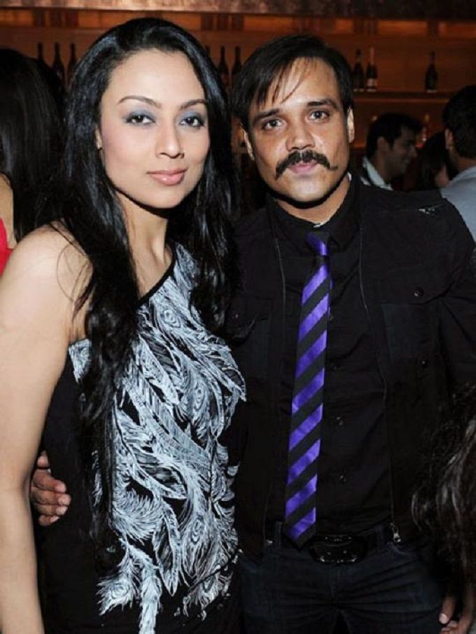 This Bollywood Couple Is Having A Baby After 13 Years!