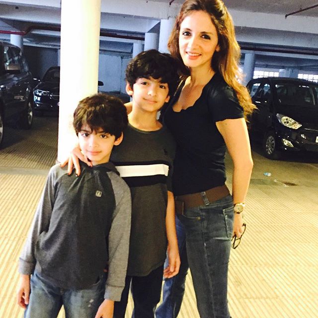 Sussanne Khan with her kids