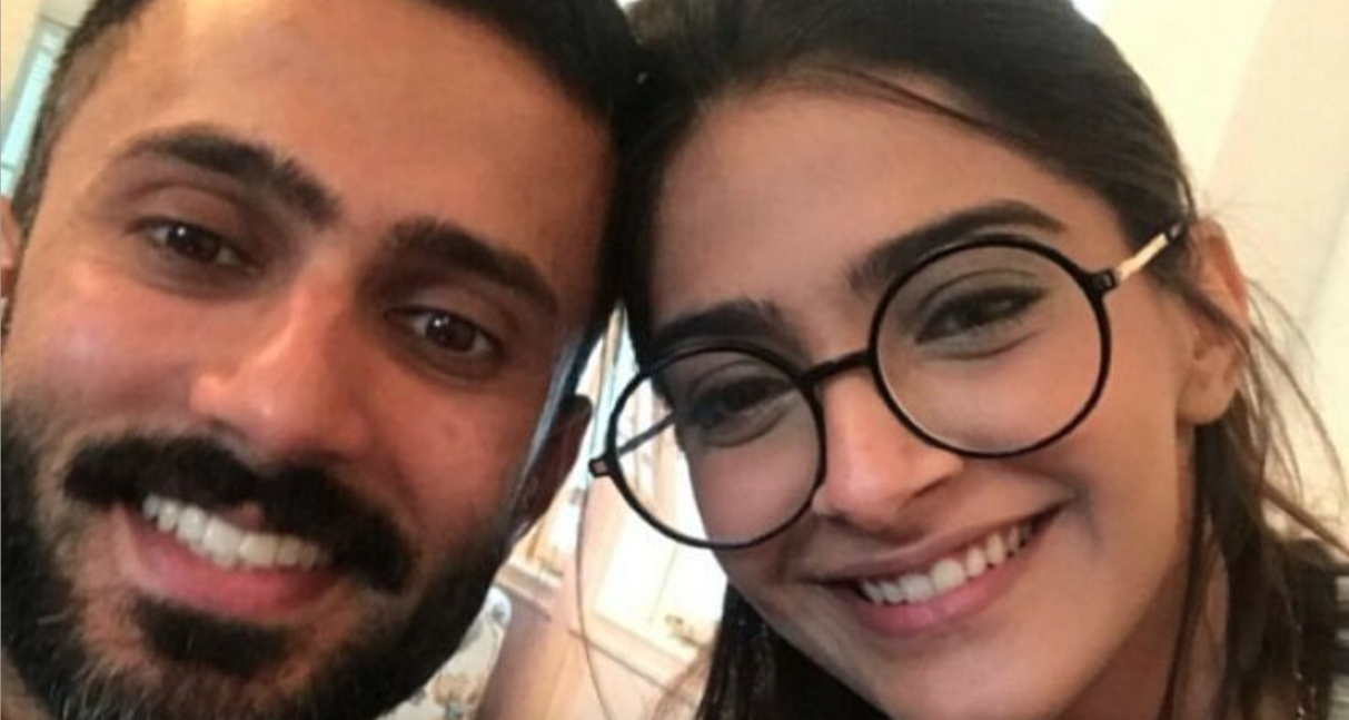 Sonam Kapoor Is All Smiles In This Photo With Boyfriend Anand Ahuja
