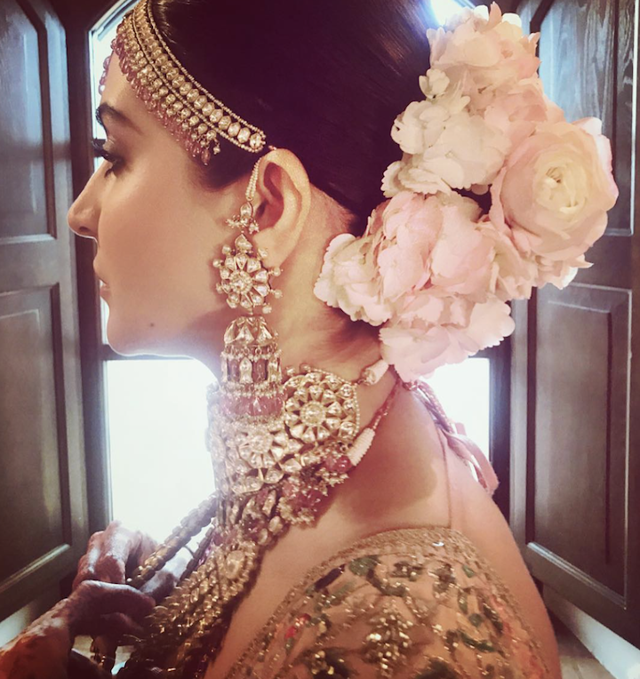 Anushka Sharma’s Bridal Look Will Forever Be Bookmarked On Your Feed