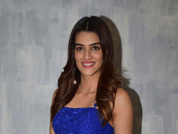 Kriti Sanons See Through Blue Dress Has Caught Our Attention Missmalini