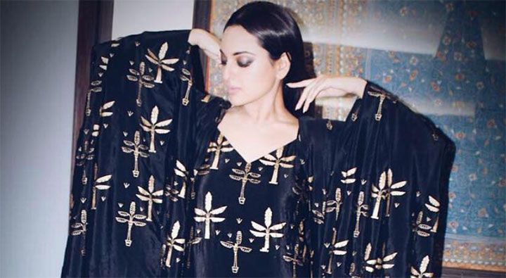 Sonakshi Sinha Looks Like A Queen From The Dark Side