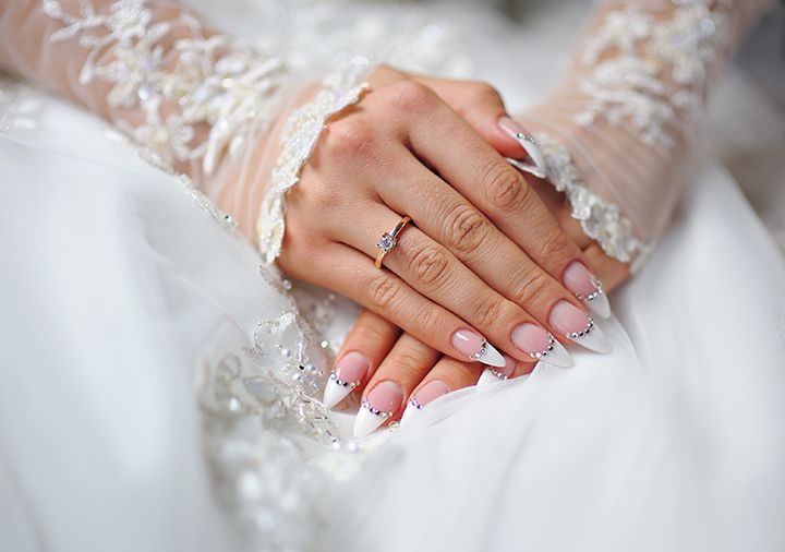 10 Gorgeous Manicure Ideas For Every Bride