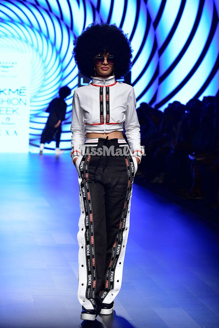BURGOYNE PRESENTS NARENDRA KUMAR at Lakme Fashion Week SR18