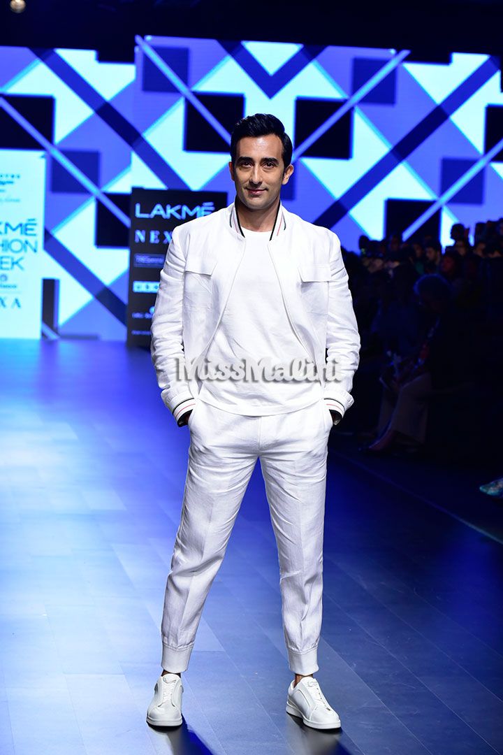 BURGOYNE PRESENTS NARENDRA KUMAR at Lakme Fashion Week SR18