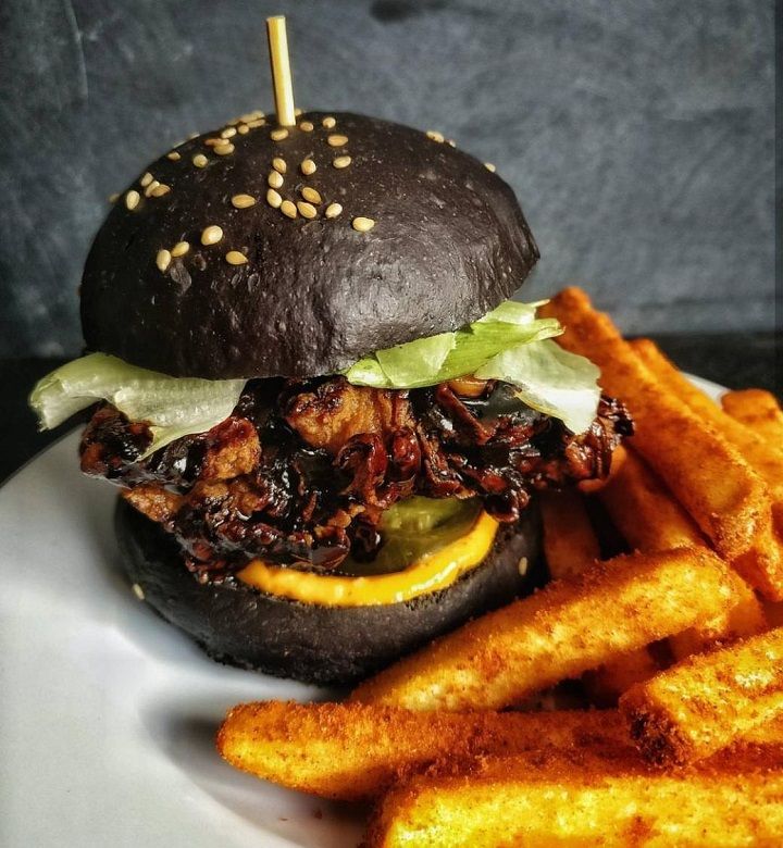 10 Best Burgers In Mumbai You Need To Tick Off Your Foodie Bucket List