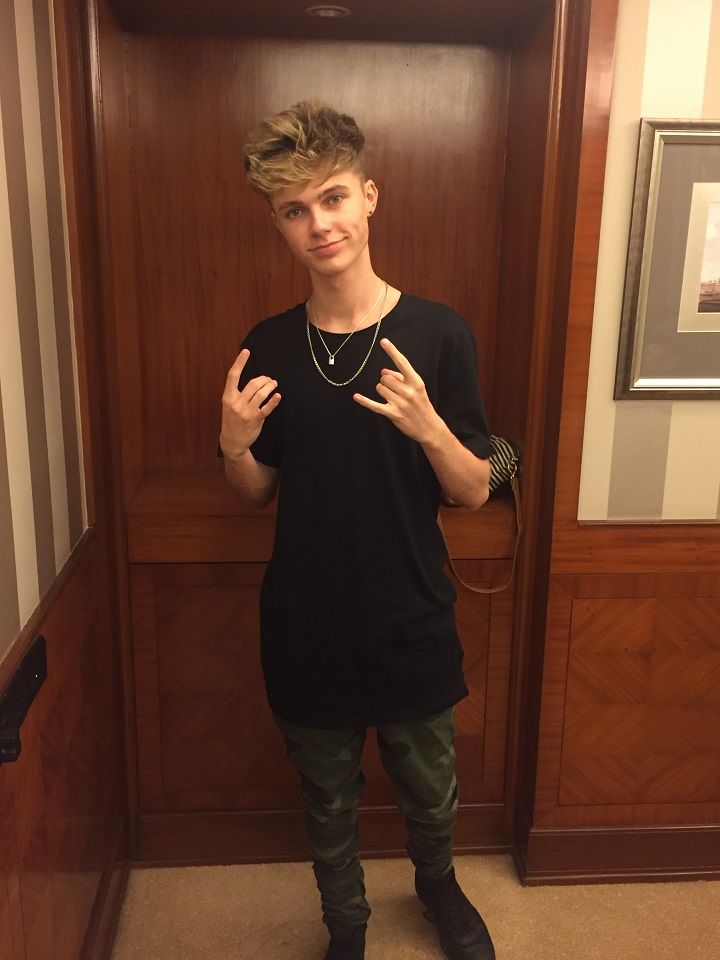 12 Questions With The New Kid On The Block, HRVY!