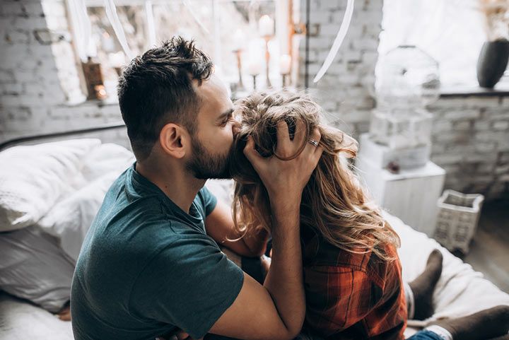 Kissing Forehead (Image Courtesy: Shutterstock)